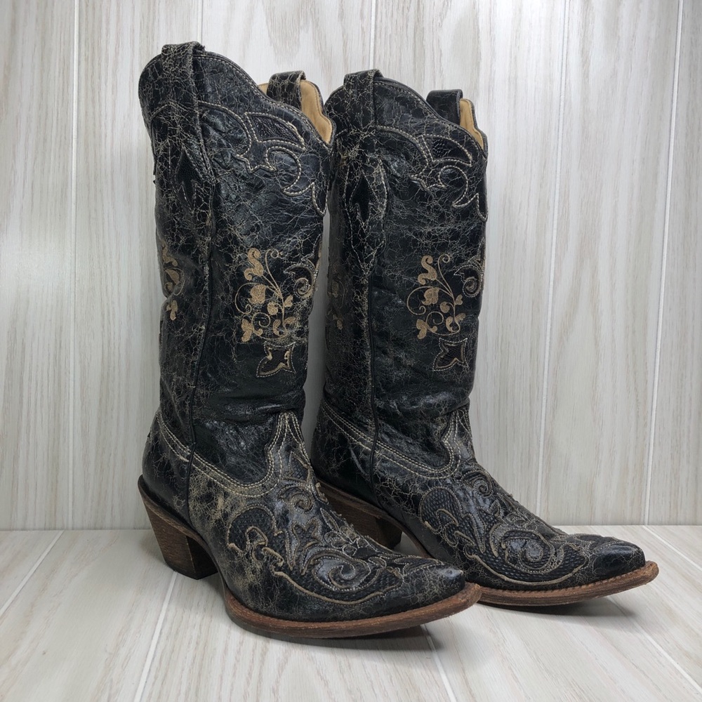 Corral Snake Inlay Embroidered Cowboy Western Boot